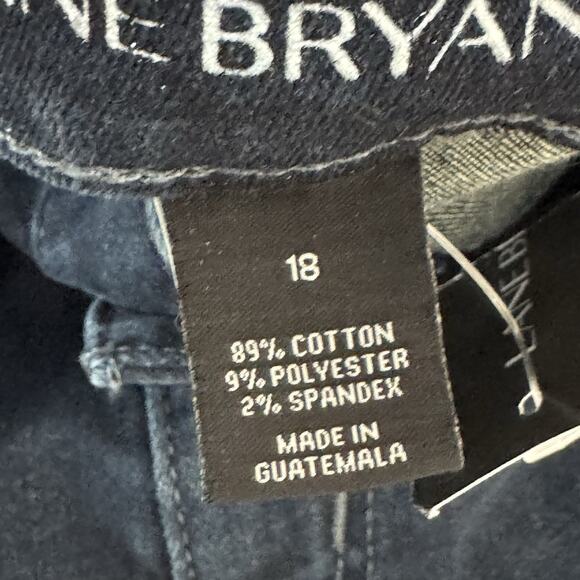 NWT Lane Bryant Low Rise Super Stretch Capri Jeans Size 18 Blue Dark Wash - Picture 13 of 14